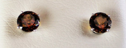 14K Mali Garnet Earrings