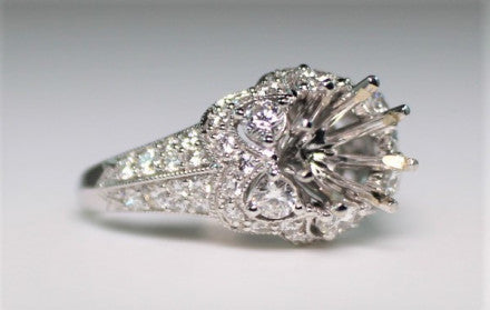 18K Semi-Mount Diamond Engagement Ring