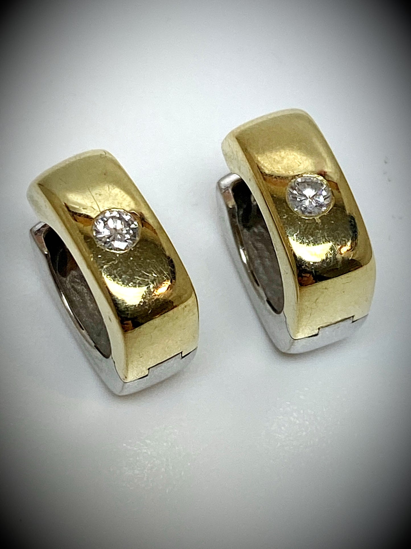 14K Huggy Diamond Earrings