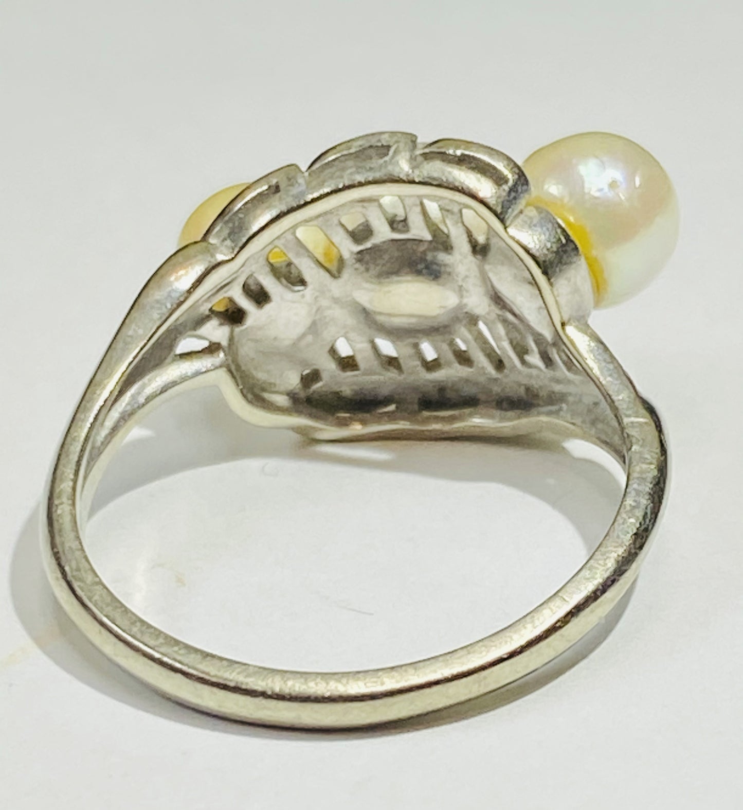 10K VINTAGE Pearl Ring