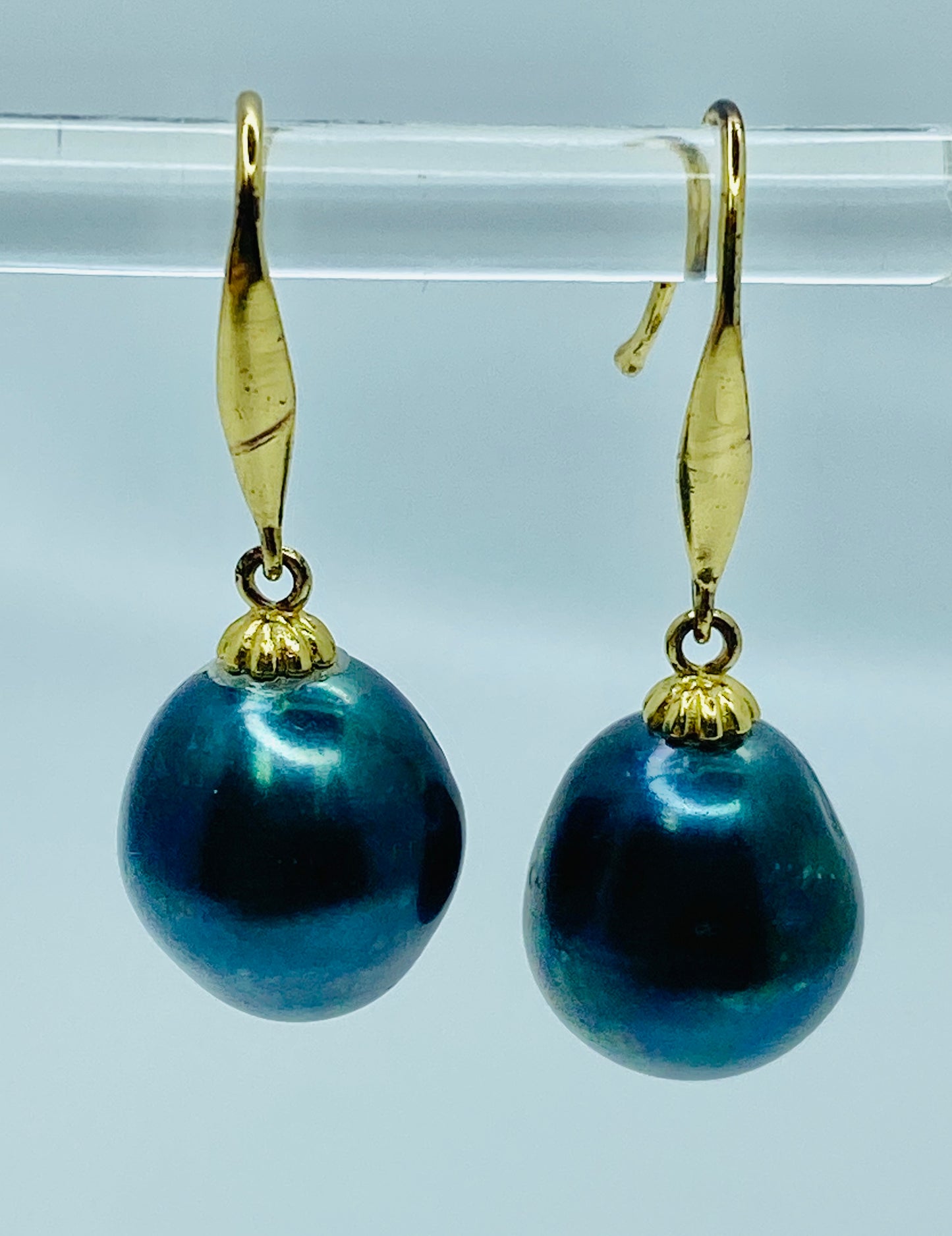 Tahitian Black Pearl Earrings