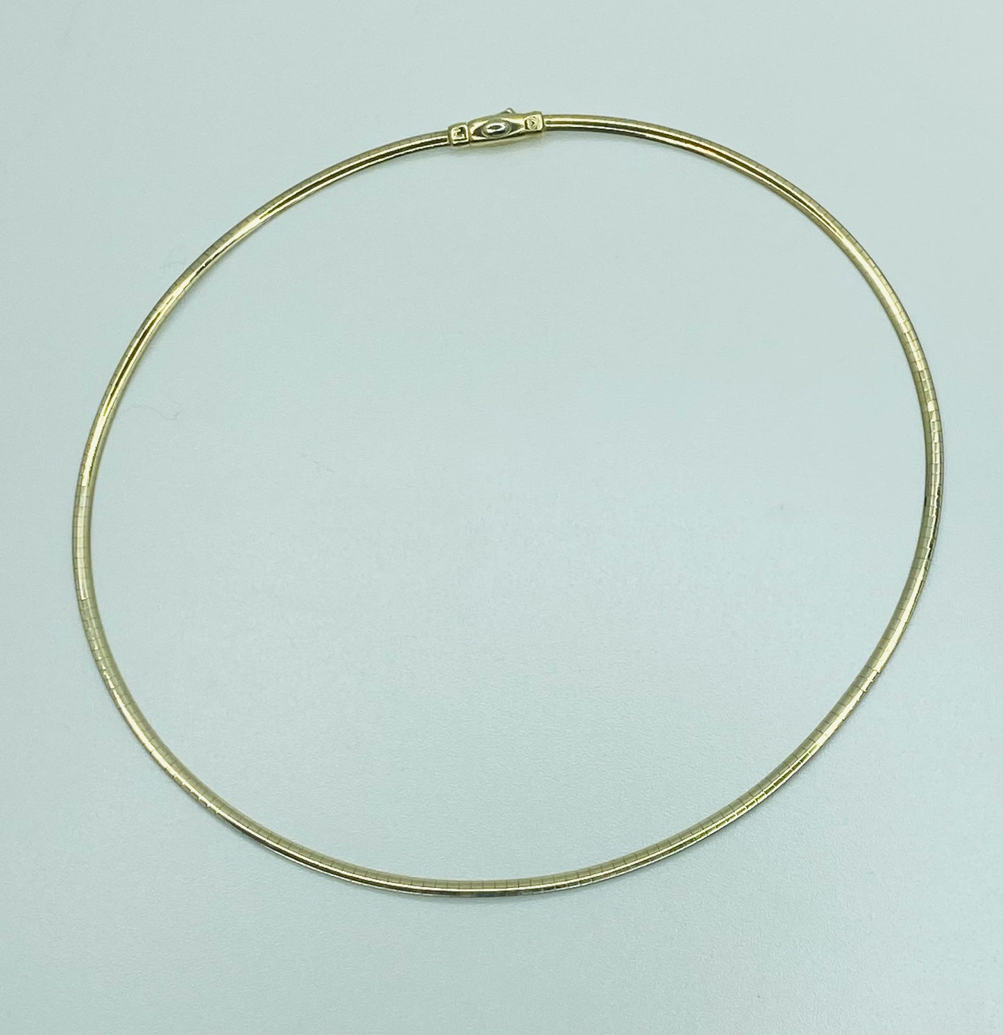 14K Gold Two-Tone Reversible Omega Necklace