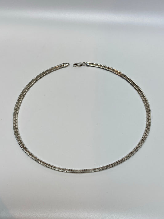 18" Reversible Omega Neck Wire